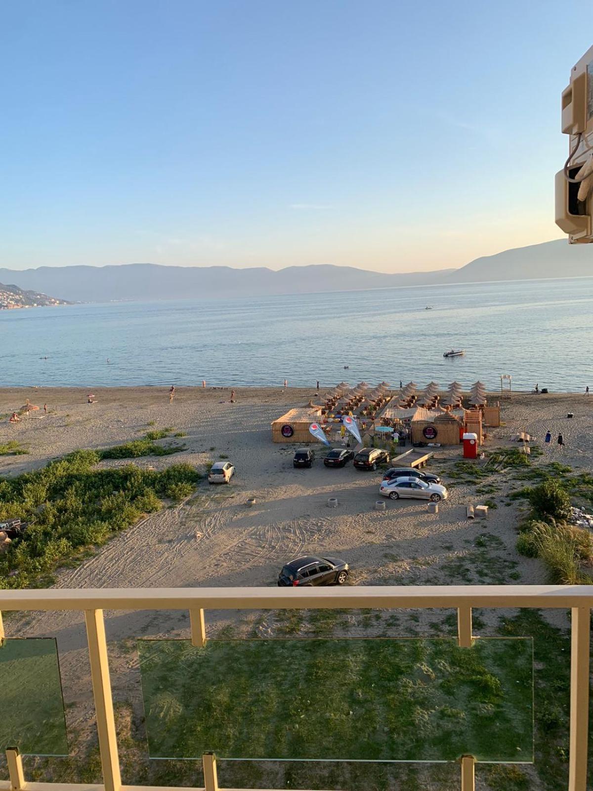 Appartamento Sea View Vlora Esterno foto