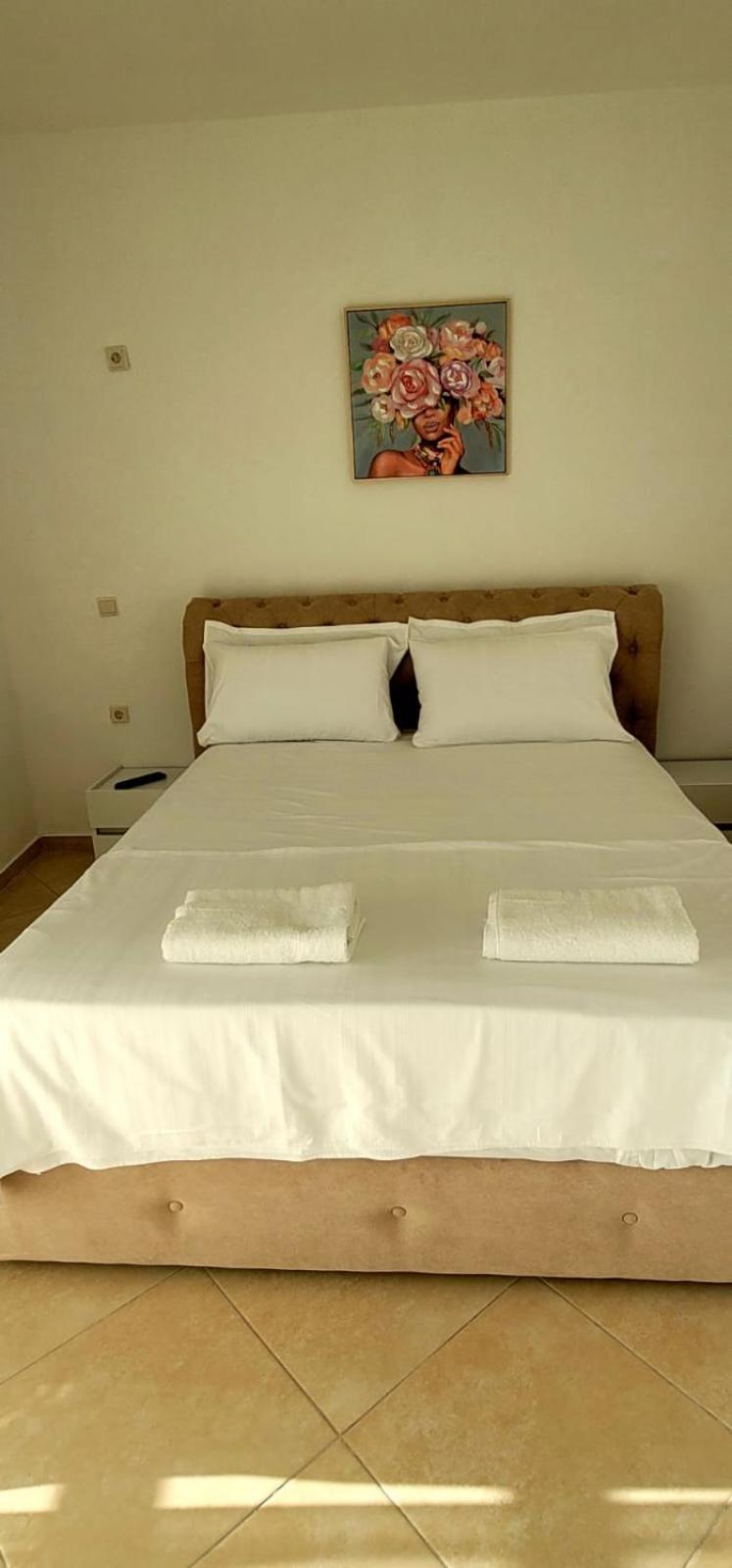 Appartamento Sea View Vlora Esterno foto