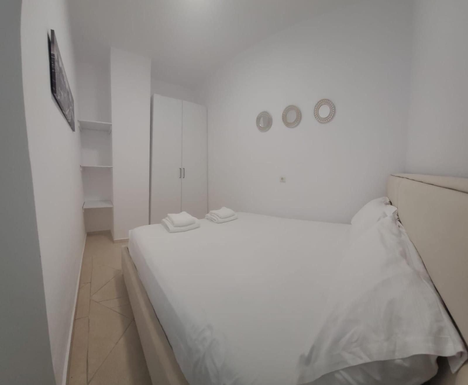 Appartamento Sea View Vlora Esterno foto